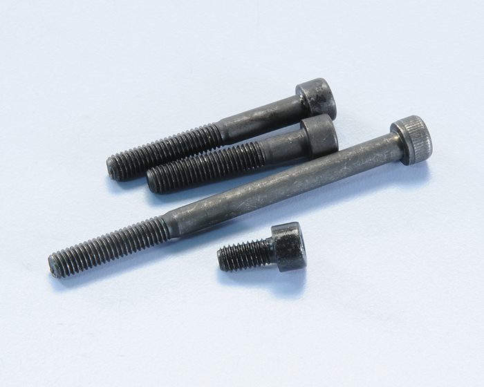 SET OF SCREWS COMMUTATOR
